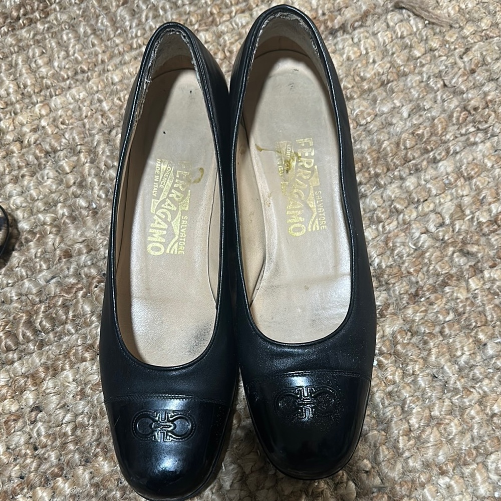 Salvatore Ferragamo Black Leather Low Heel Pumps